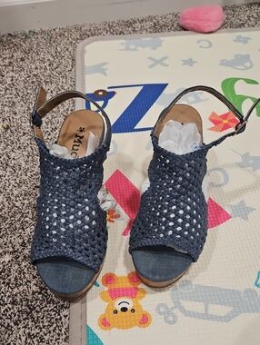 Mudd Navy Blue Woven Peep-Toe Wedge Sandals